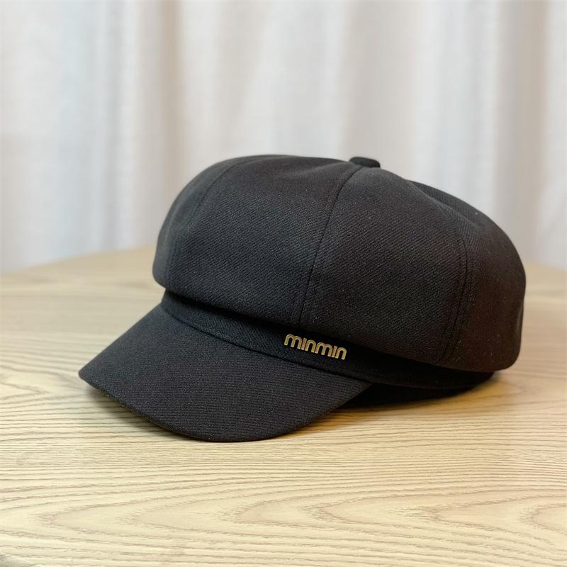 New Octagonal Hat for Women in Autumn and Winter British Beret Thin and Small Head Circumference Japanese Style Literary Peaked Cap Painter's Hat