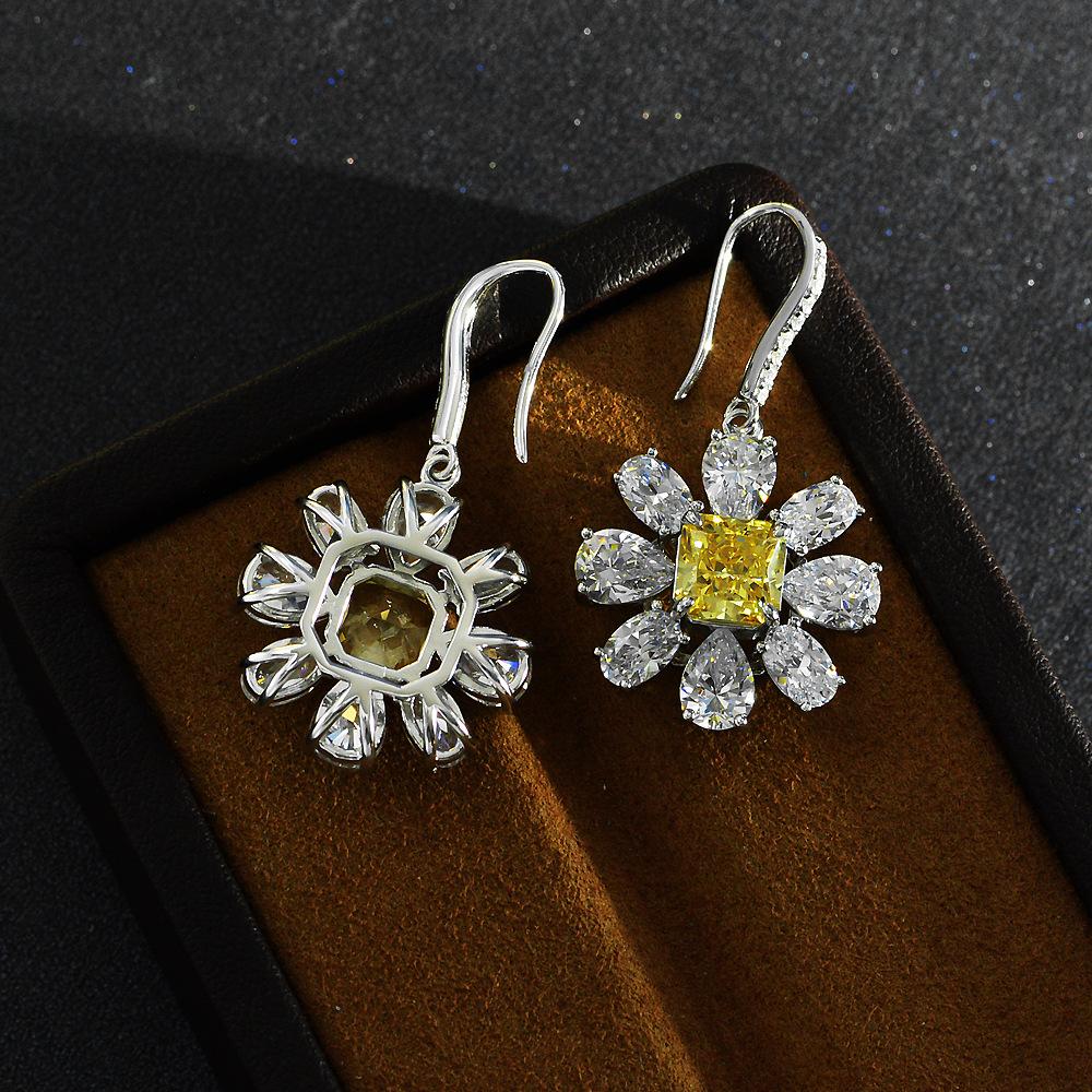 Tancise 7*7Jewelry Gelbe High Carbon Diamond Ohrringe 7*7 Herbst Chrysantheme Blühende Luxus Ohrringe 925.