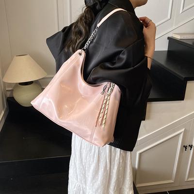 Large Capacity Bag Women's 2025 New Fashion Versatile Portable Shoulder Bag Chain Tote Bag