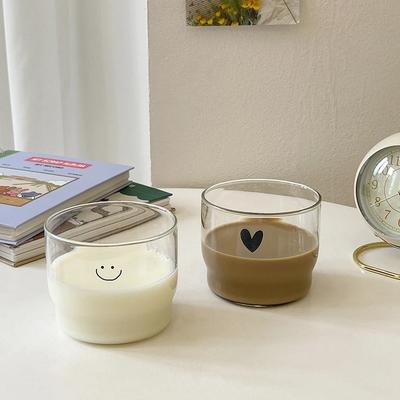 Koreansk leende glaskopp Söt transparent dricksglas Stapelbar transparent flaska Frukostdrickskoppar Kafferedskap Parmugg
