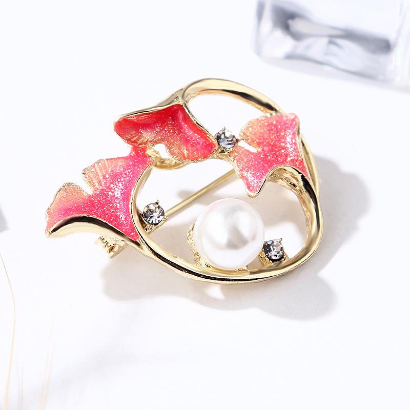 Fashion Oil Drop Alloy Trumpet Flower Pearl Brooch Female Anti-glare Pin Accessories Exquisite Hypoallergenic Luxury Enamel Brooch Long-Lasting Color
