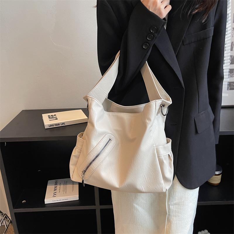 Retro Women's PU Leather Handbag Large Capacity Shoulder Bags Ladies Soft Leather Crossbody Bags for Daily Commute Work Shopping and Weekend Outings