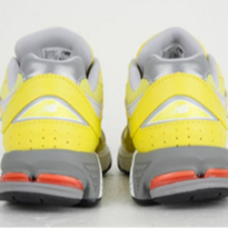 New Balance Sneakers Running Shoesm2002rlc