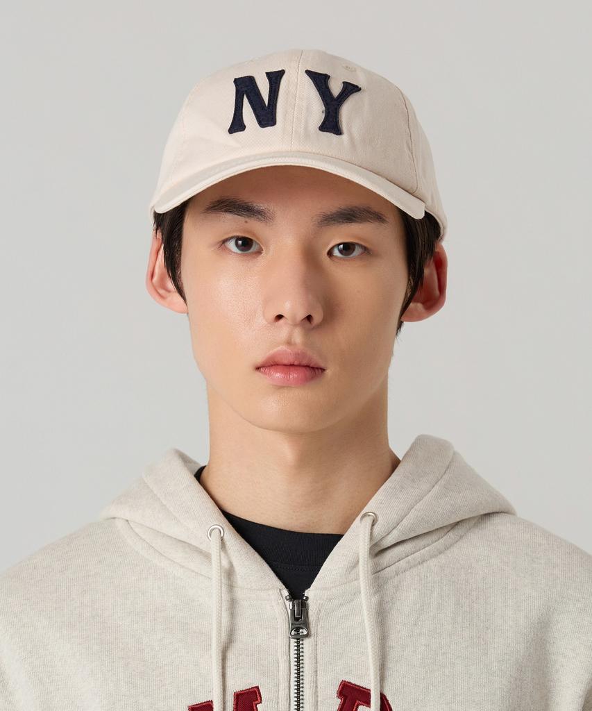 CHAMPION Ny Applique Ball Cap Ecru
