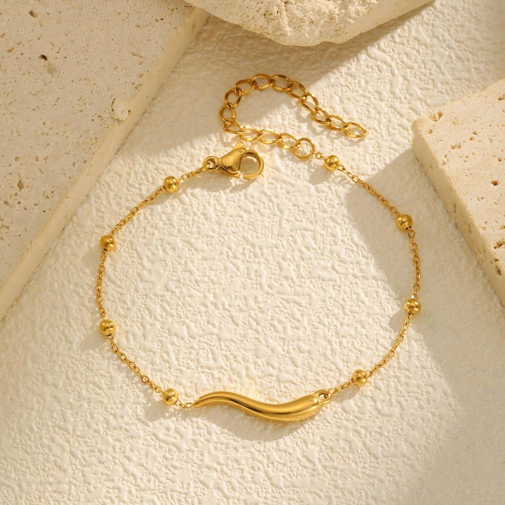 Simple Fashion Women'S Jewelry Stainless Steel Pepper Gold Bracelet 2303