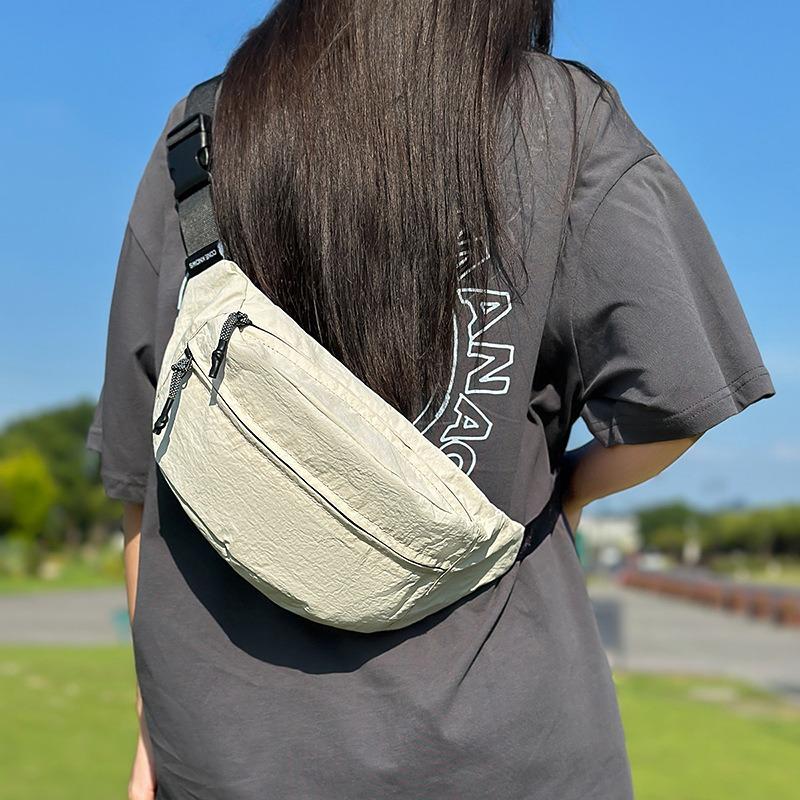 Summer New Niche Large-capacity Fanny Pack Men's Fashion Trend Casual Women's Personalized Breast Bag