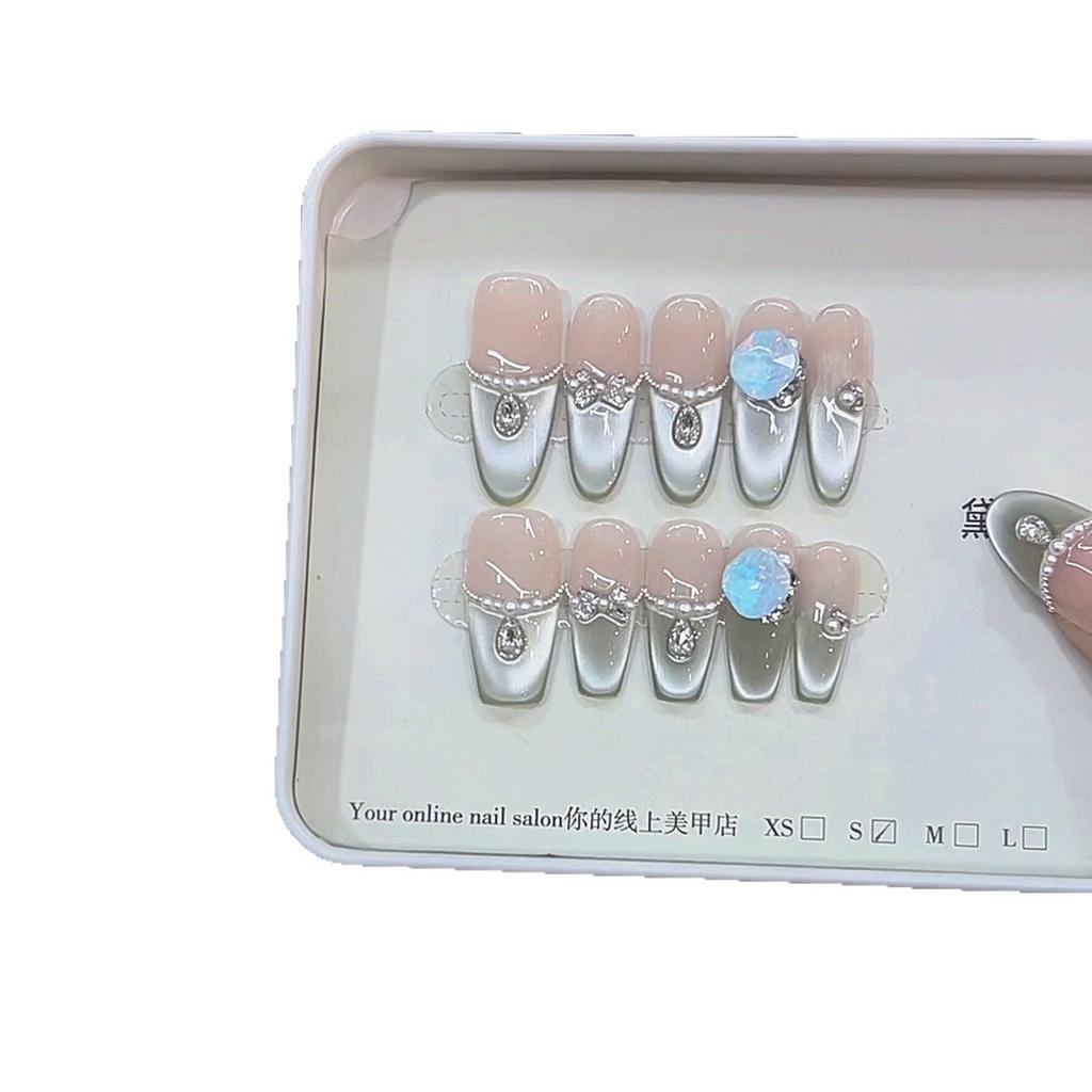 Pure Hand-dressed Armor Spring and Summer New Green Elf Ice Transparent Blue Diamond Cat Eye Pure Lustful Temperament Manicure Sticker
