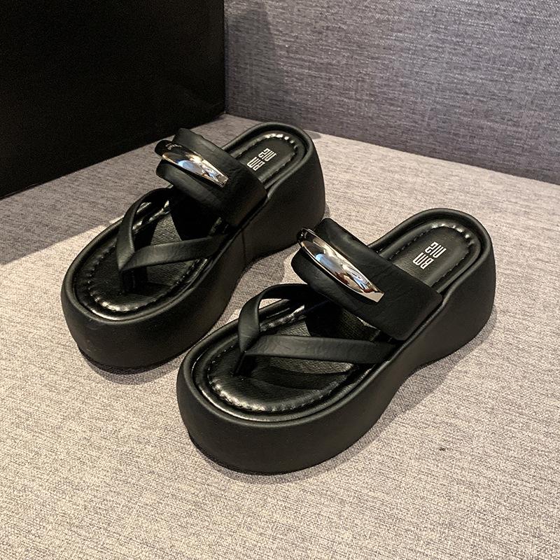 

Platform slippers women s summer new retro fashion comfortable one-word drag with skirt beach drag tide 35 чёрный