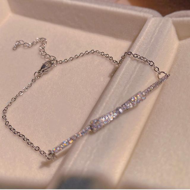 Inlaid Rhinestones Petal Flower Bracelet Female Personality Fashion Unique Design Bracelet Wedding Jewelry Birthday Gift