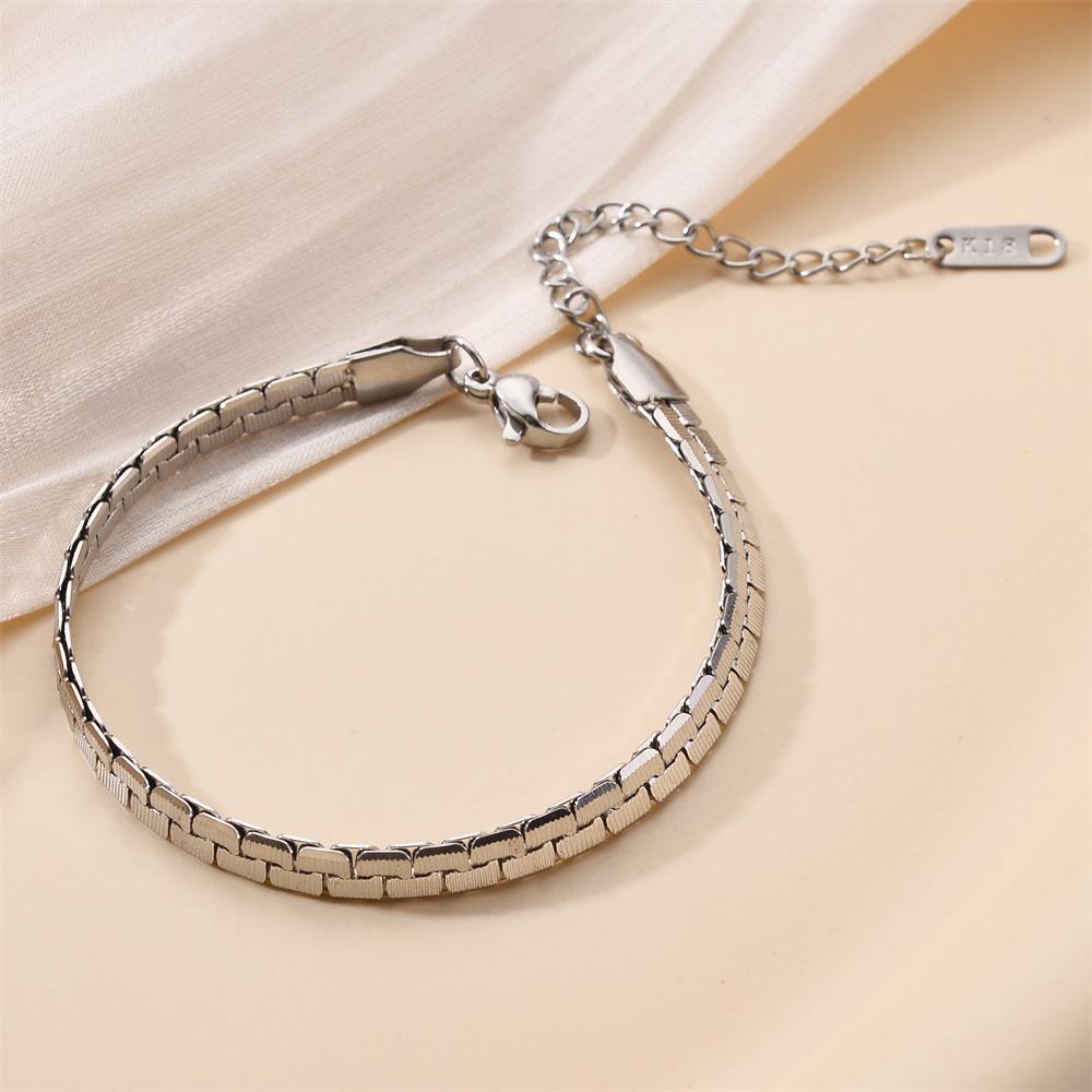 Korean Titanium Steel Four-Leaf Clover Bracelet - Women's Fashion, Versatile & Non-Fading Jewelry