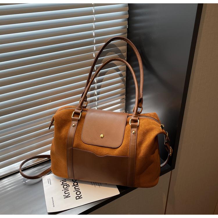 Frosted Retro Bag Women's Large Capacity Autumn and Winter Messenger Bag Single Shoulder Underarm Commuter Tote Bag