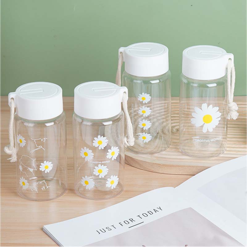 Daisy Pattern Plastic Tumbler with Non-Slip Lid, 401-500ml Shatterproof Water Bottle for School Gym Travel - Frosted/Transparent