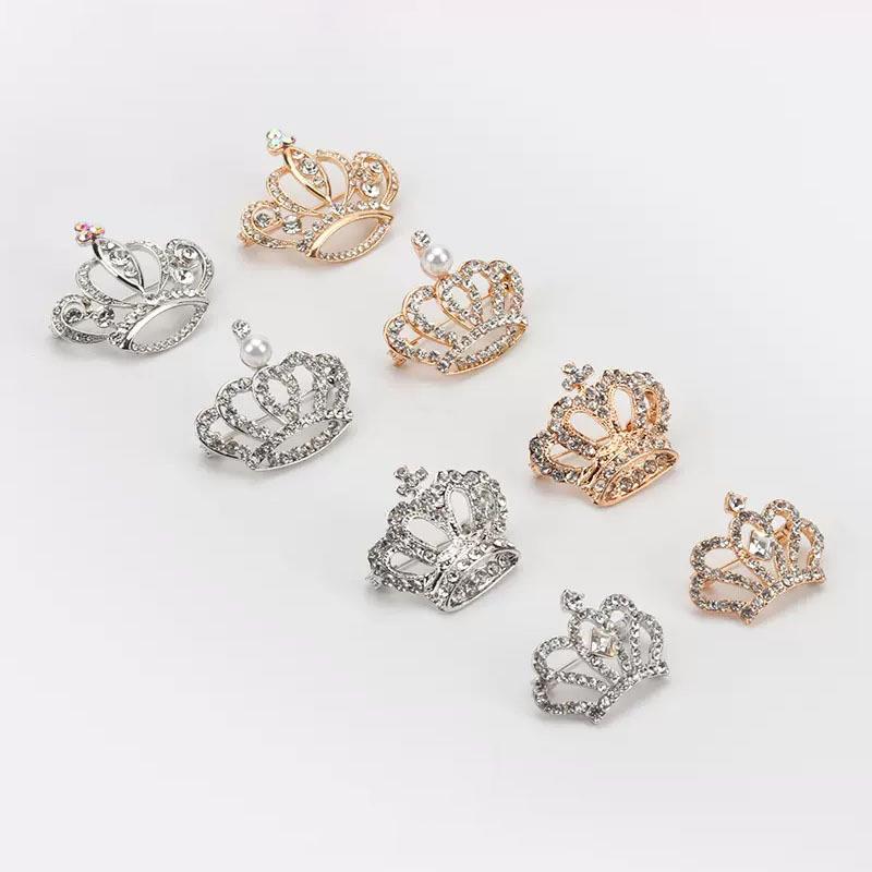 Three-dimensional Crown Brooch, High-end Feminine Collar Pin, Formal Brooch, Sweater and Suit Pin
