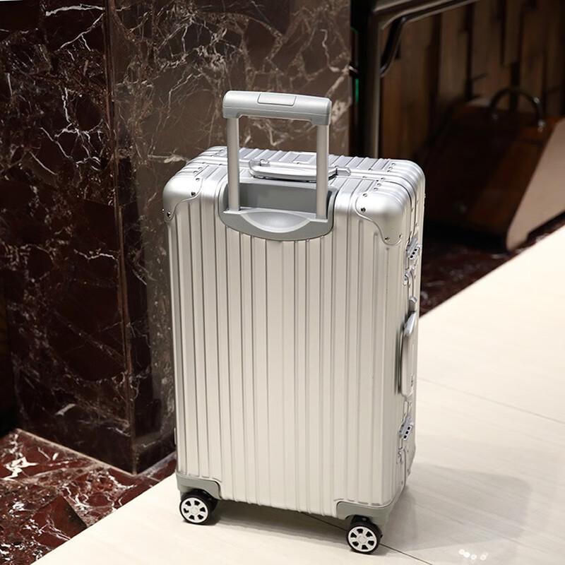 OEING Aluminum Frame Spinner Luggage