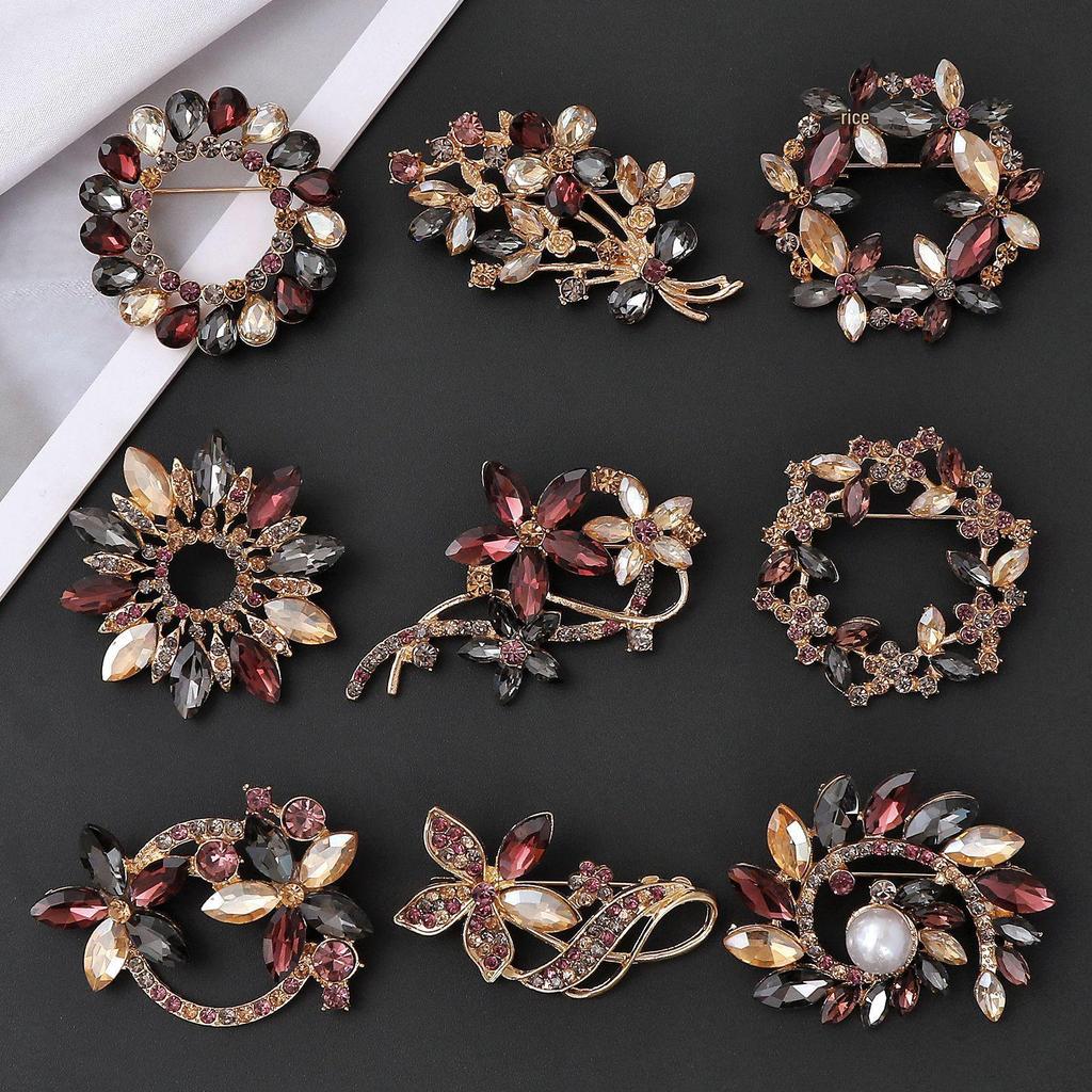Elegant Rhinestone Crystal Wreath Brooch – Colorful Luxury Corsage Pin