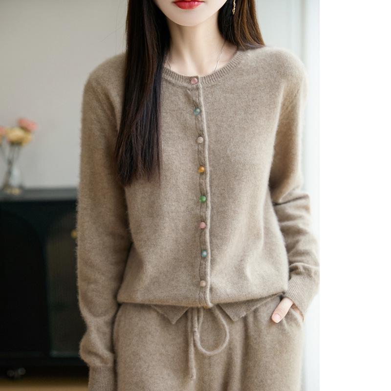 Women's High-End Wool Knit Cardigan: Autumn Round Neck, Loose Long Sleeve Sweater