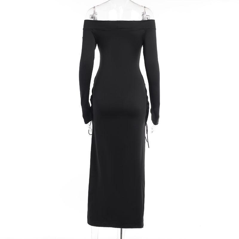 OMG Europäischer Stil Schwarzes Schnür-Bandagekleid mit Cut-out Seiten Schlitz und Neckholder.