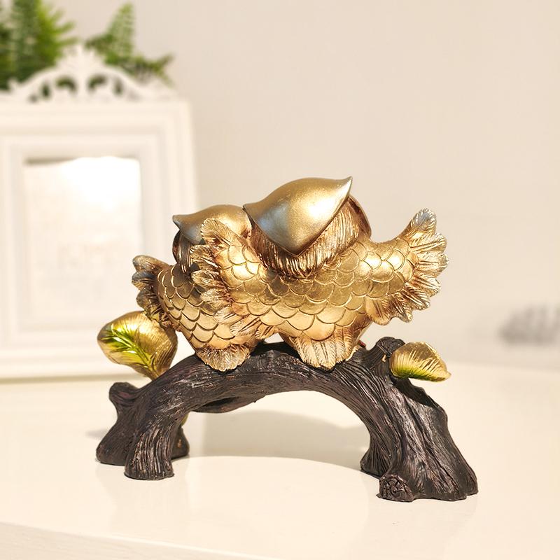 Owl on stump statue, resin animal craft ornament, home decoration for bedroom, living room, study, entryway, and tabletop