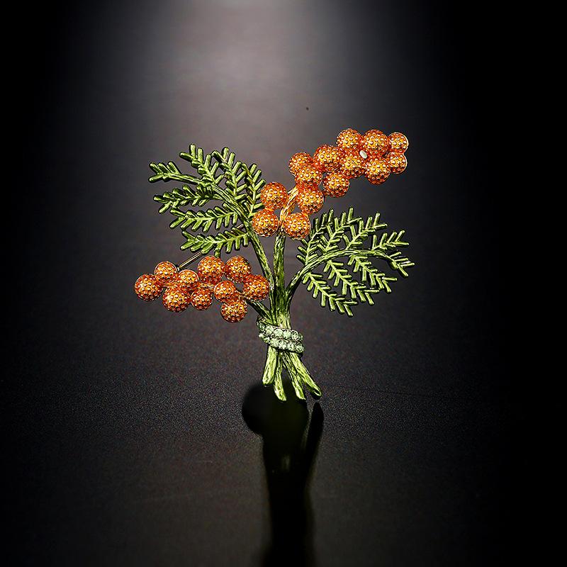 Enamel Pine Cone Brooch Female Personality Corsage Accessories High-End Fashion Exquisite Leaf Pin