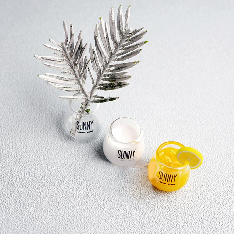 DIY Puppenhaus Mini Modell Möbel Dekoration Nordischer Stil Glas Milchsaftbecher