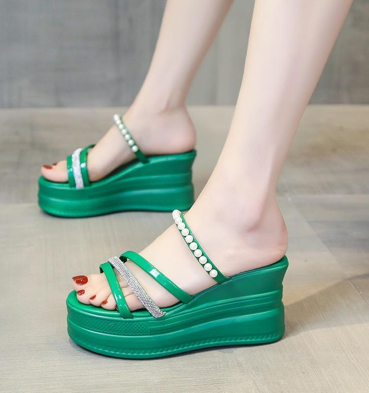 Thick-soled slippers women's high-end outer wear fashion muffin wedge slippers heightening sandals