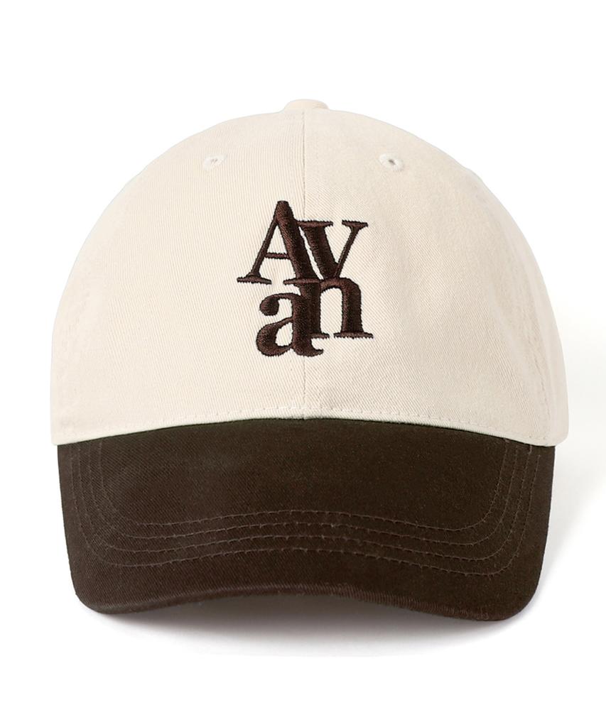 AVANDRESS Classic Aa Color Block Cap Ivory