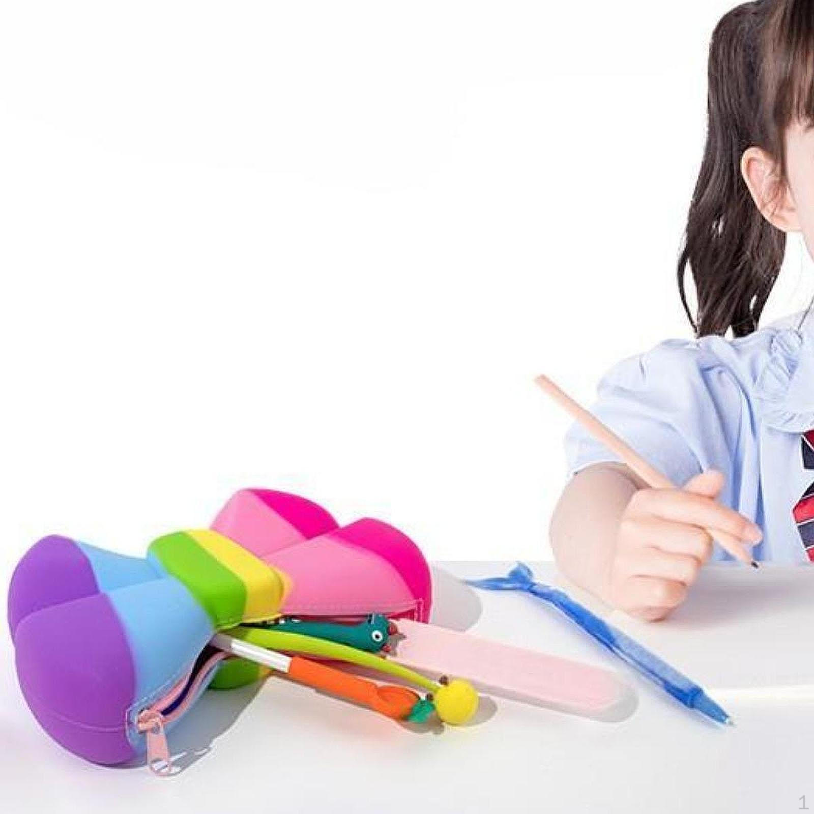 

Silicone Pen Case Marker Holder Zipper Closure Soft Cartoon Portable Bow Bag Pencil Pouch