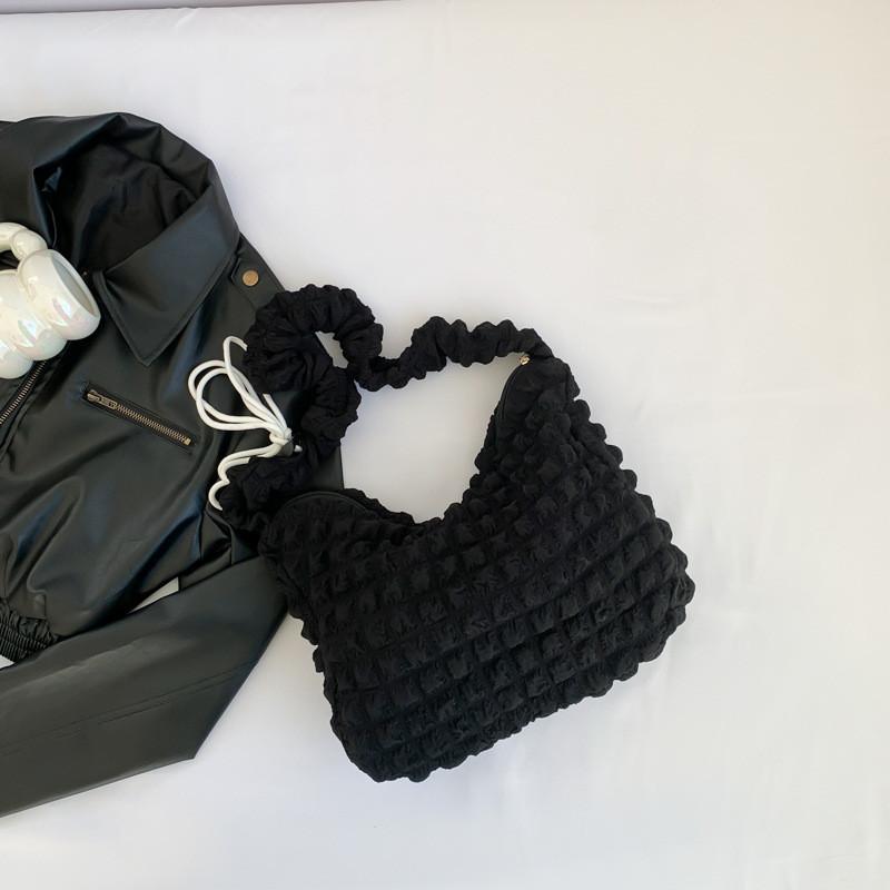 

Stunning New Trendy Cloud Design Underarm Bag For Daily Commute With Large Capacity