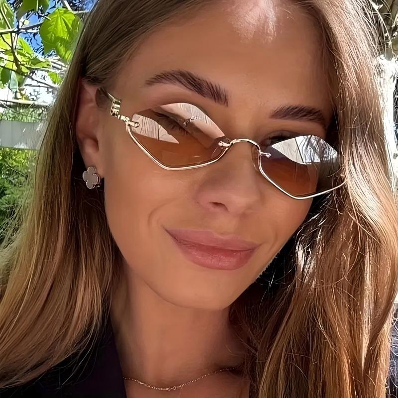 Non-polarized Fashion Vintage Small Alien Mirror Sunglasses Women Metal Rimless Sun Glasses Ladies Hipster Sexy Eyewerar