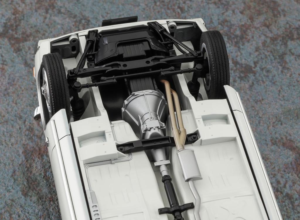 Hasegawa Nissan Laurel HT 2000SGX Late Model 1973 Plastic Model Kit HC67 1/24 (KHC130)