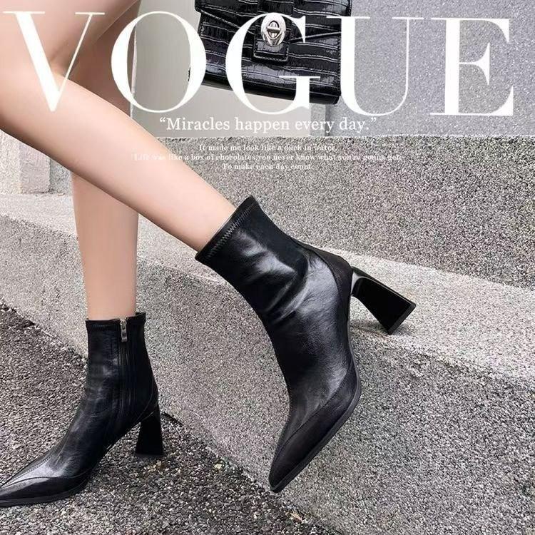 

Мода 2025 Новые осенне-зимние женские ботильоны на высоком блочном каблуке, с острым носком 39 чёрный