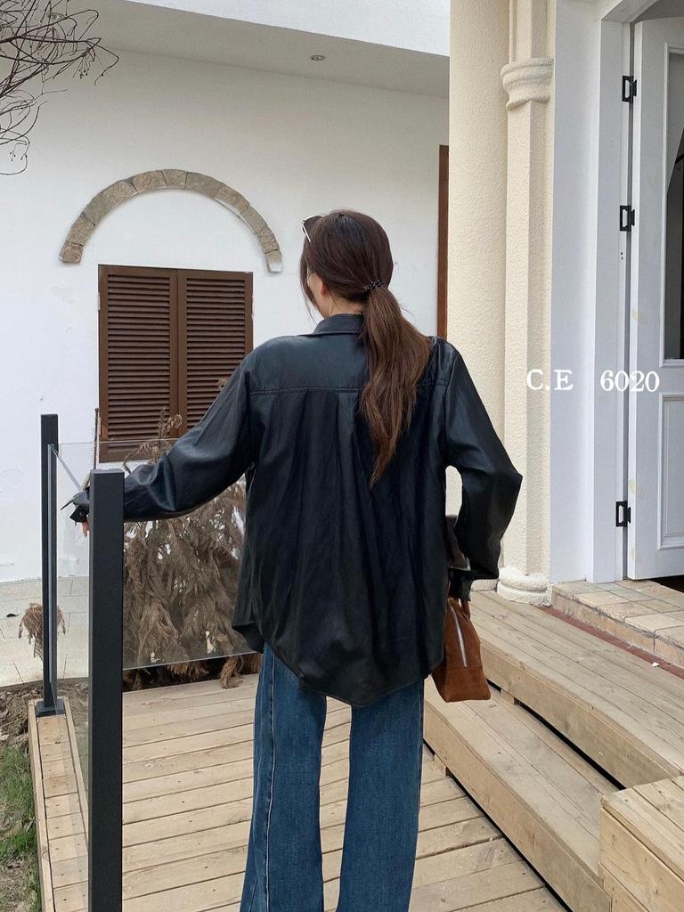 Vintage-Inspired Women's Leather Jacket - Loose Fit, Long Sleeve, Trendy American Influencer Style, High-End Korean Fashion.