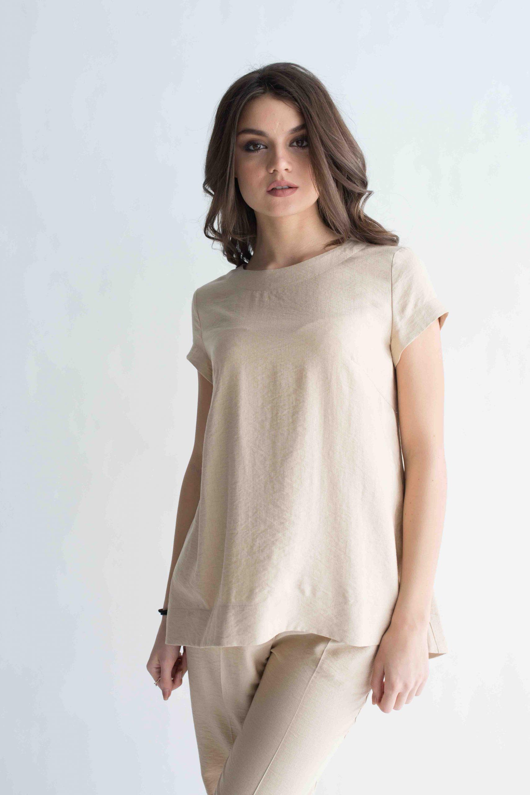 

Блуза-туніка вільного крою різні кольори 38 шампанського