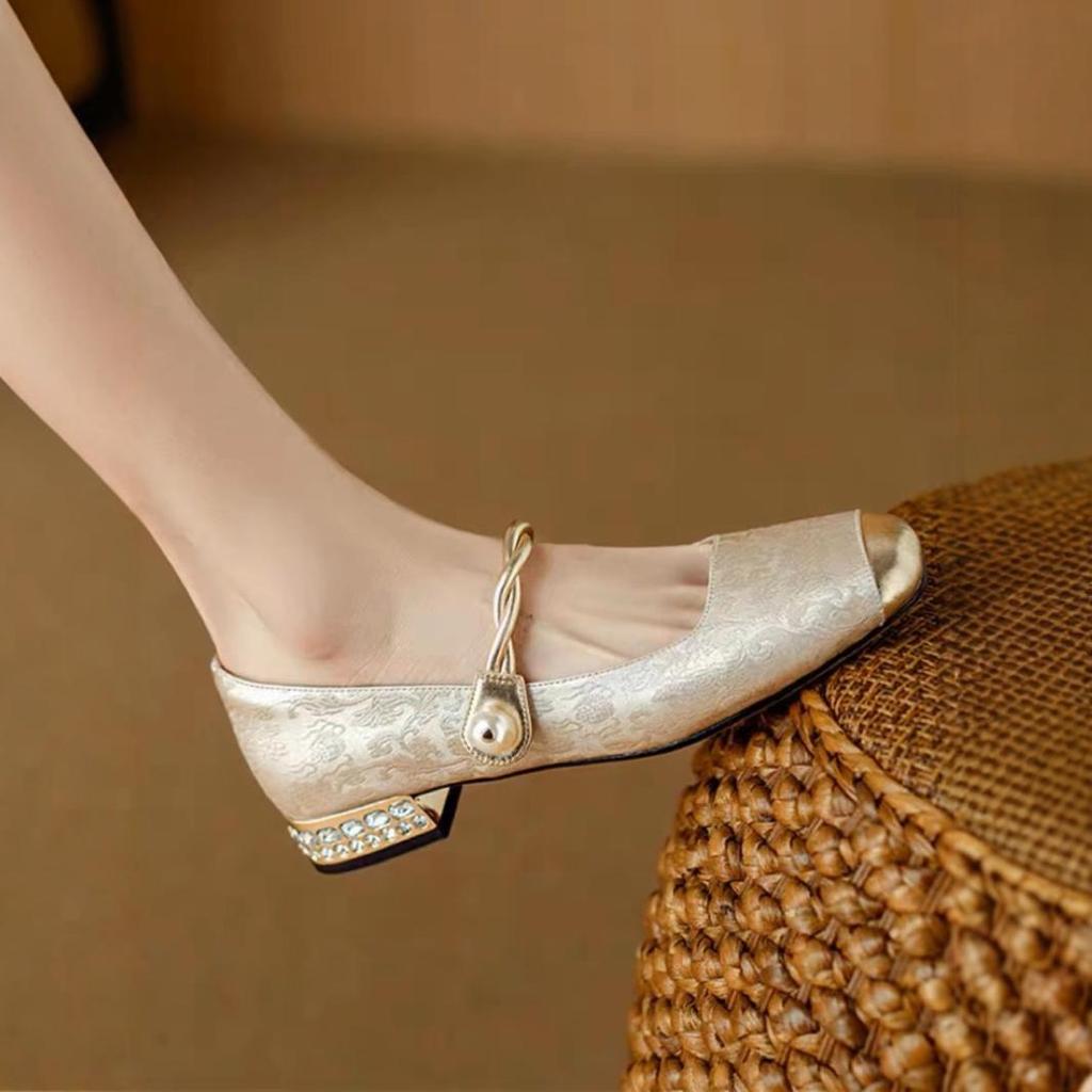 New Style Retro Thick Heel Low-top Casual Dressy Low-top Shoes