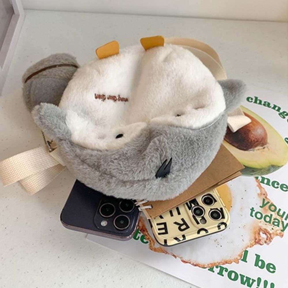 Korean Style Penguin Handbag Doll Funny Messenger Bag Travel Plush Crossbody Bag  Outdoor