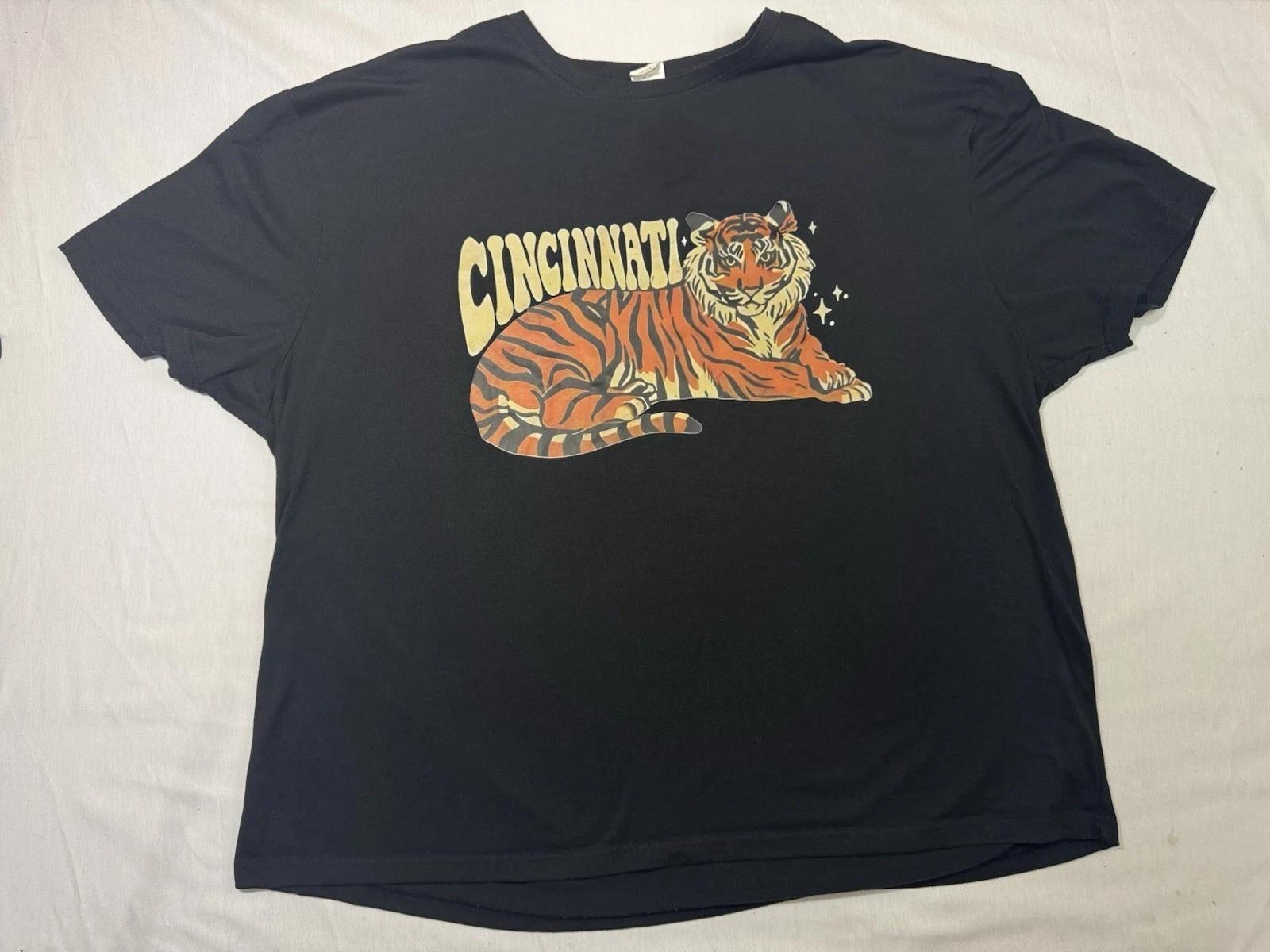 Cincinnati Bengals Short Sleeve Black T Shirt Womens Size 4XL XL