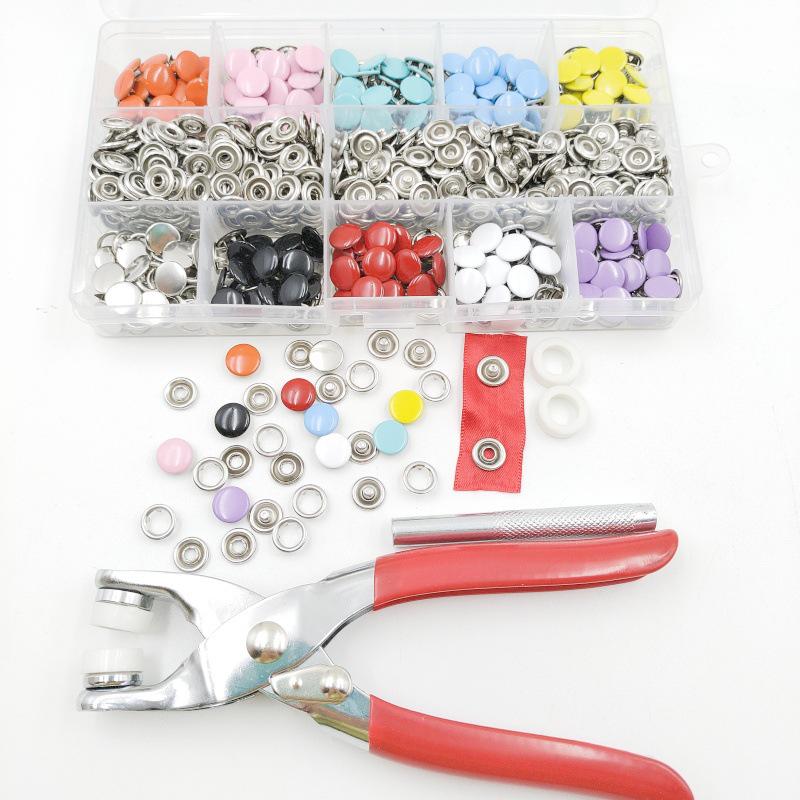 Colorful Five-Prong No-Sew Metal Snap Buttons for Baby and Mother Garments.