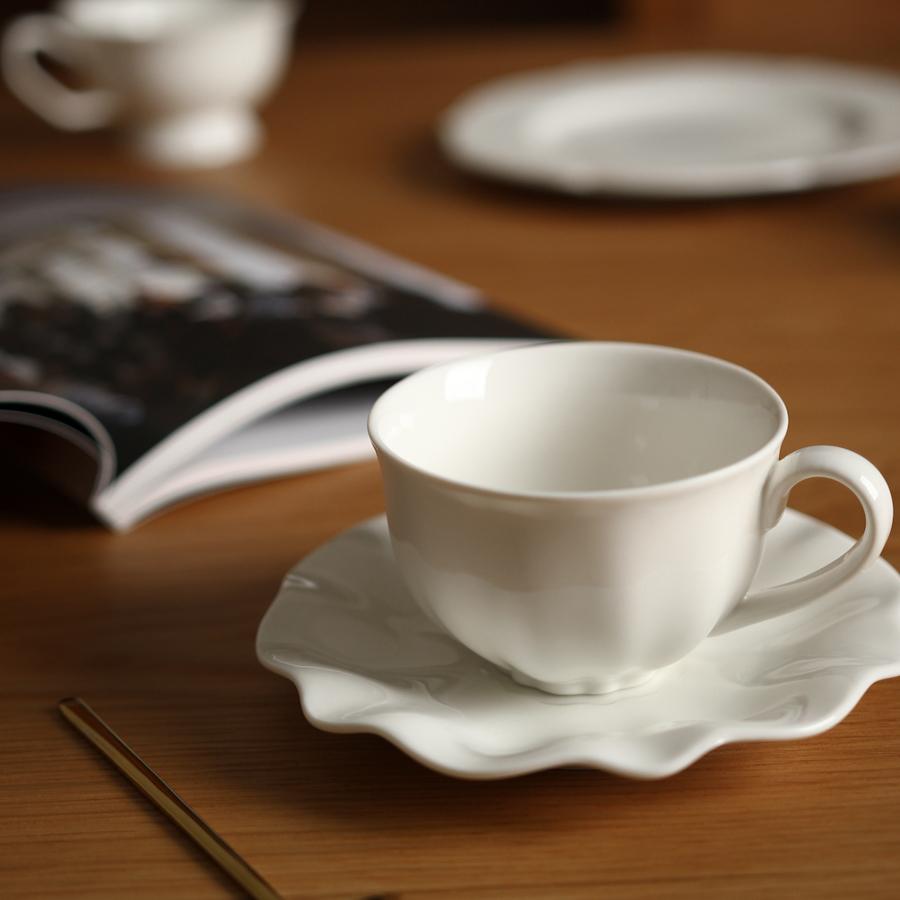 Plates Nordic Minimalist White Ceramic Coffee Cups Small Capacity 200ml Dessert Mug Exquisite Ceramic Tableware Tea Cups