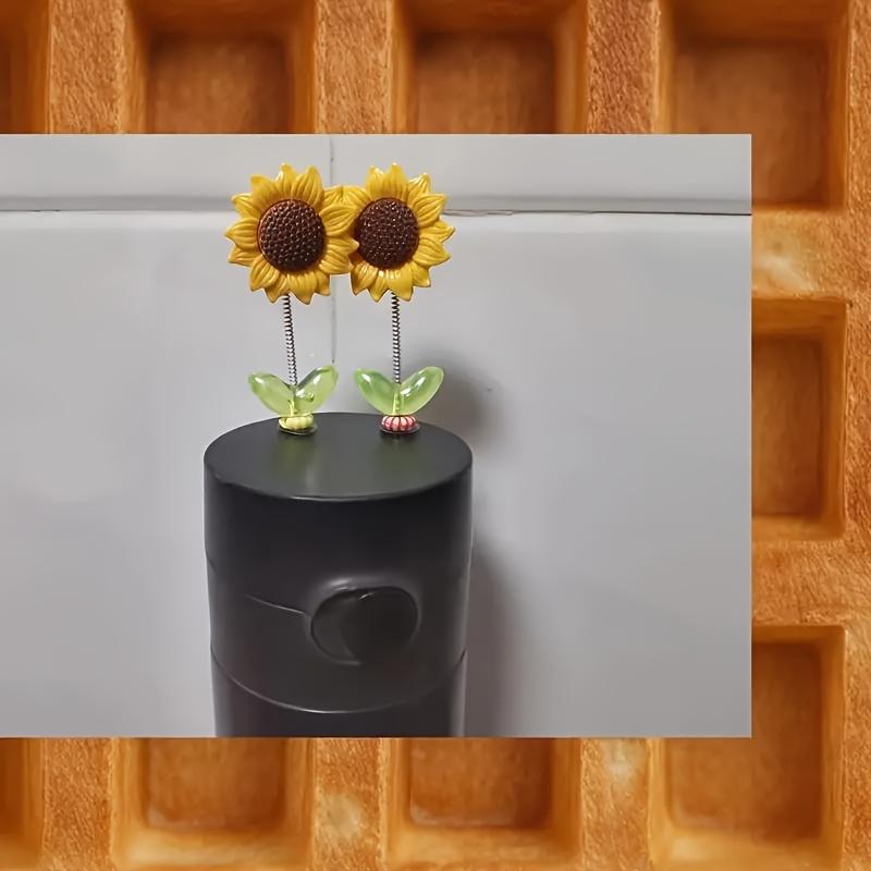 5PCS Car ornaments sway and shake, sunflowers, car interior decoration products, small flower ornaments sway and shake