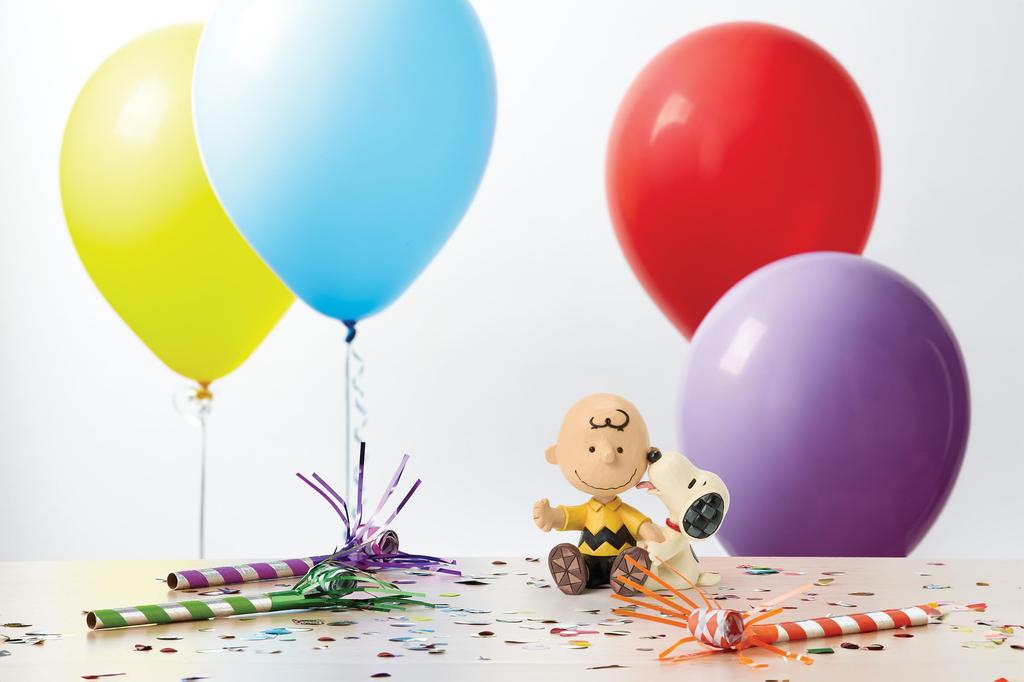 JIM SHORE Charlie Brown with Snoopy 6017915