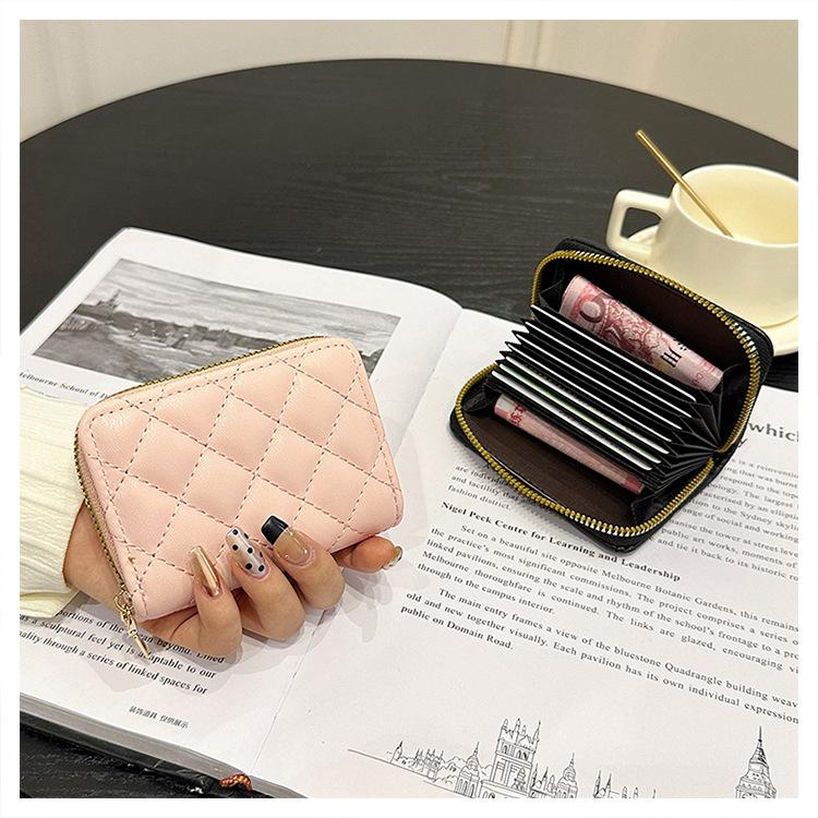 Lamb pattern organ card bag, women's multi-card position anti-theft brush, anti-degaussing bank card jacket, high-end exquisite card bag.