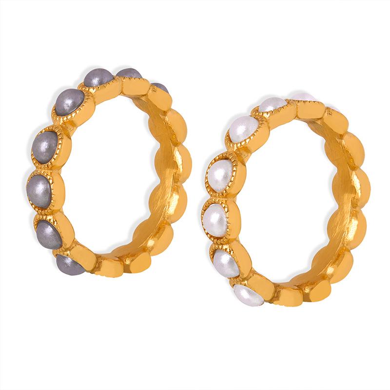 Chinese Retro Gypsophila Shell Bead Ring: Luxurious, Non-Fading Titanium Steel Jewelry for Women