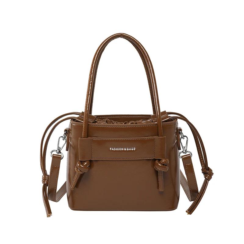 

Light Luxury Classic PU Women s Shoulder Bag Large Capacity Simple Women s Shoulder Bag 2026 Classic Commuter Handbag коричневий