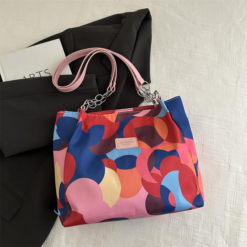 

Ретро многоцветная большая сумка через плечо 2025 новая женская сумка в готическом стиле женская косметичка класс тренд кроссбоди