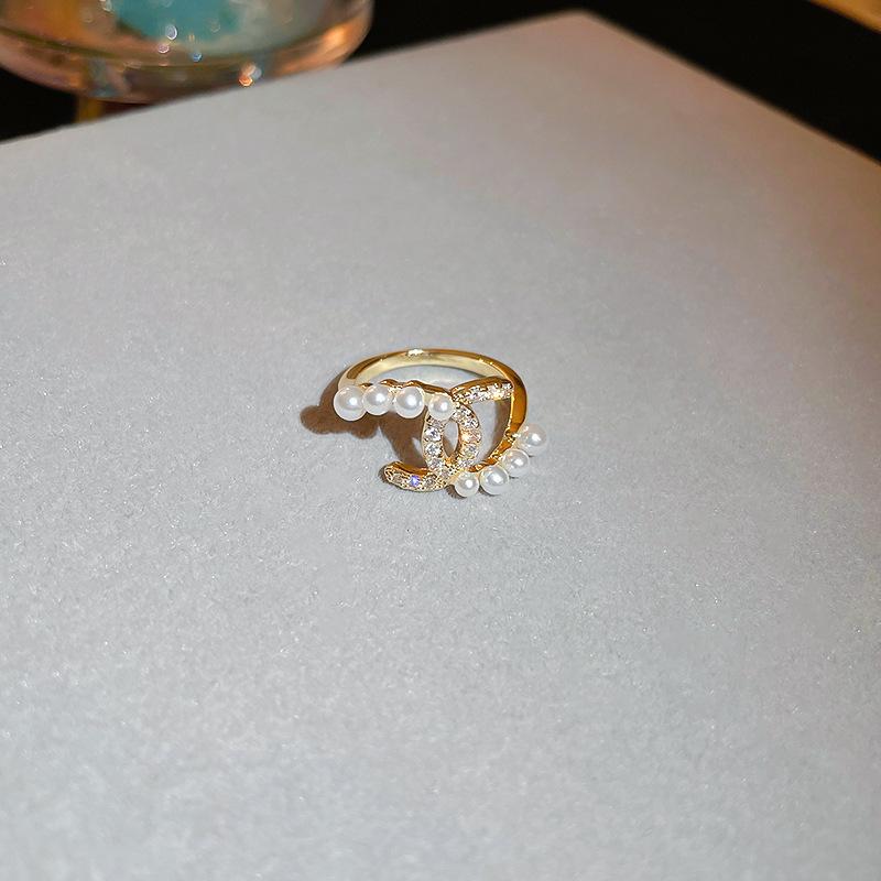 Enamel Decorative Ring, a Unique Ring with a Niche Design Sense for Women, Light Luxury, Exquisite and High-end Dripping Oil Jewelry.
