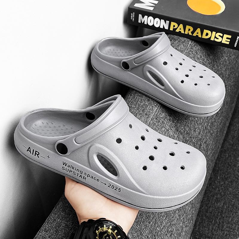 Fashion Men's Hollow Out Sandals 2024 New Summer Thick Bottom Slippers Non-slip Casual Soft Bottom Beach Shoes Pvc Upper Material