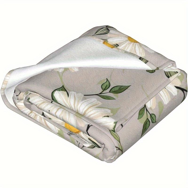 Cozy Daisy Pattern Throw Blanket - Vintage Bohemian Botanical Floral Motif Soft Lightweight Accent for Sofa Bed Travel Office