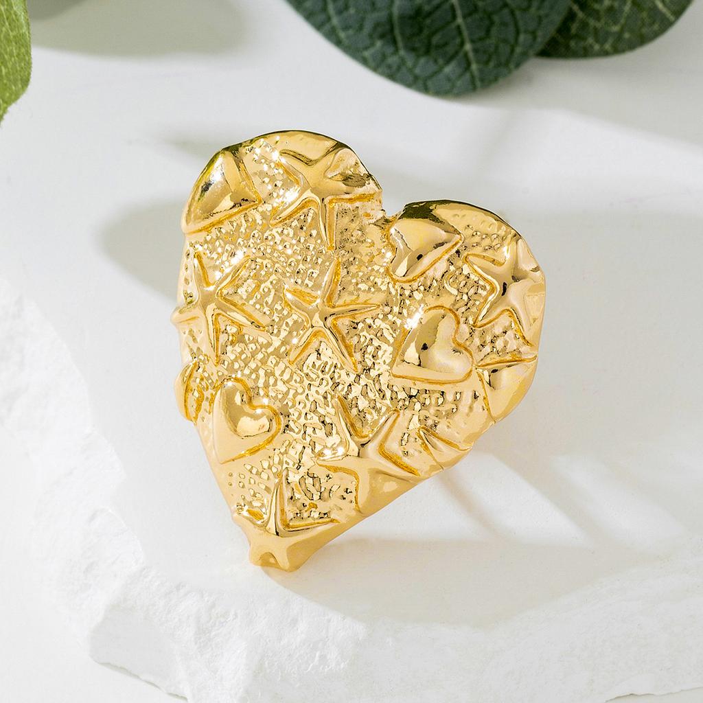 Fashionable Exaggerated Heart-shaped Women's Ring