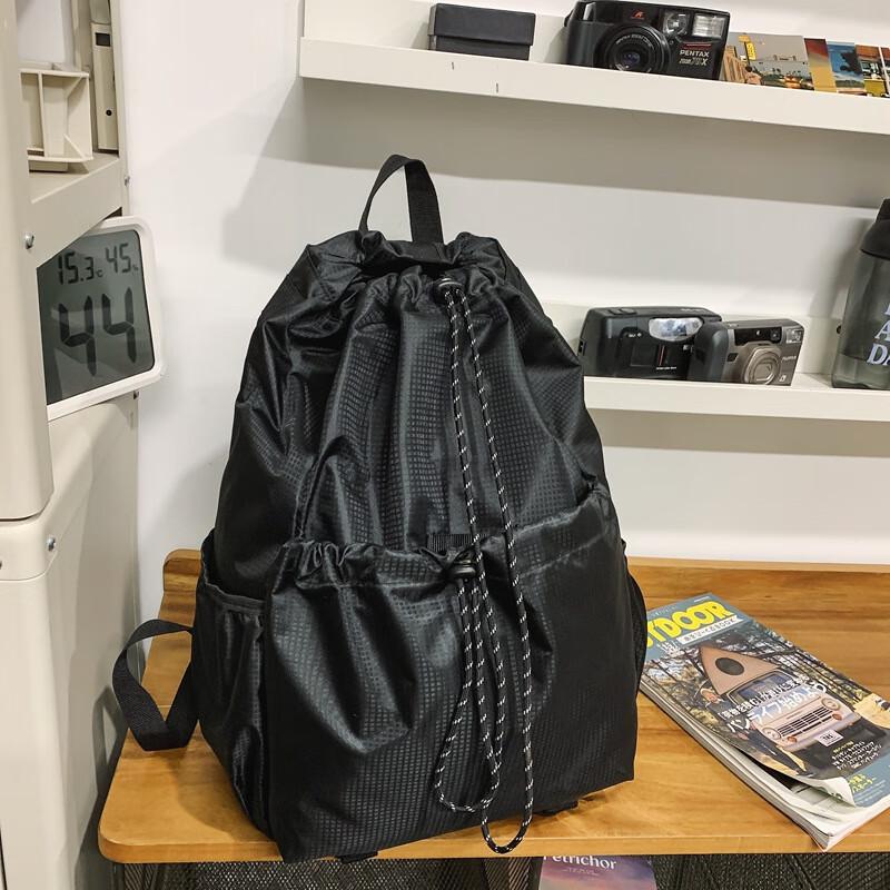 

OEING Nylon Drawstring Bucket Backpack