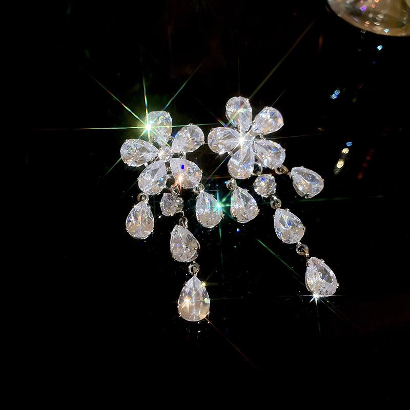 Silver needle zircon flower water drop fringed earrings necklace set light luxury temperament collarbone chain high-end jewelry